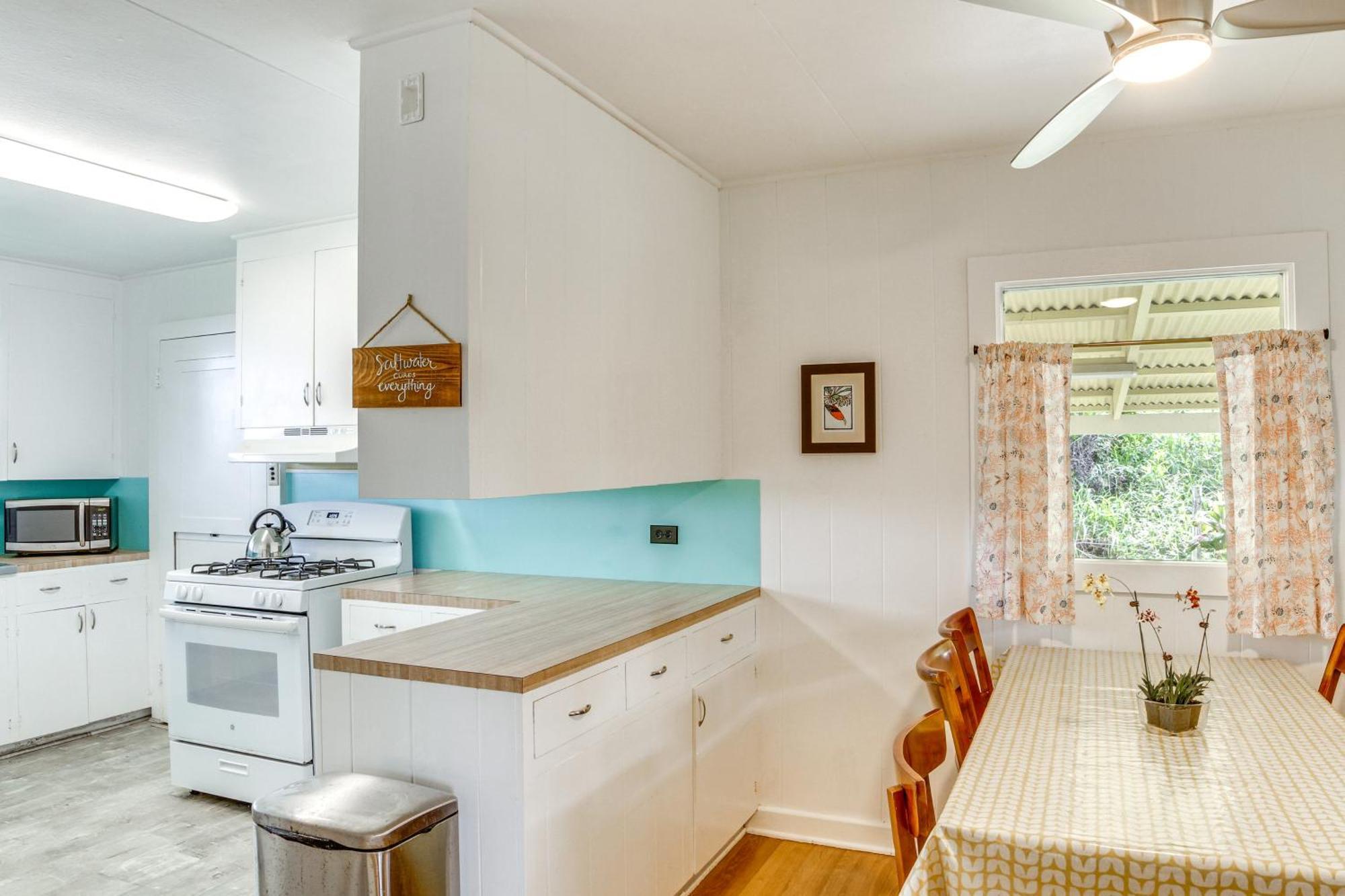 Charming Historic Hilo House Minutes To Beach! Exteriör bild